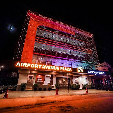 Airport Avenue Plaza Hotel Nedumbassery Exterior photo